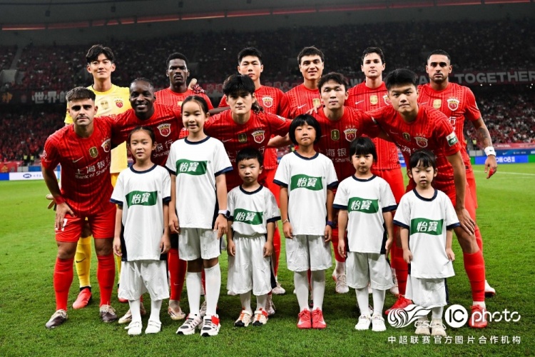海港0-1泰山 三粒进球无效+失点 海港0-1泰山 三粒进球无效+失点