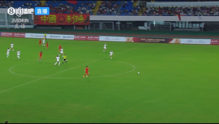 U17中国女足2-0皇马U17 方珍珠过门将打空门扩大比分 U17中国女足2-0皇马U17 方珍珠过门将打空门扩大比分
