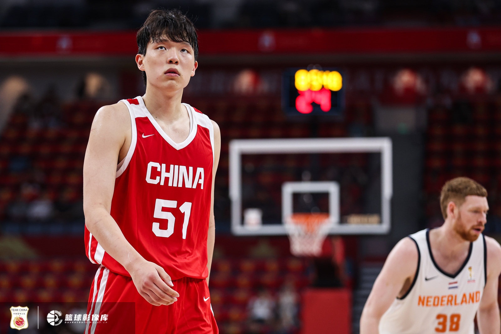 中国男篮再负乌拉圭39分差暴露逆风局无解 赵嘉义四记三分成唯一亮点 中国男篮再负乌拉圭39分差暴露逆风局无解 赵嘉义四记三分成唯一亮点